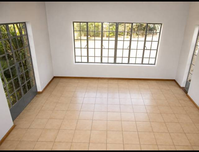 1.60HA SMALLHOLDING FOR SALE IN WHITE RIVER ESTATES